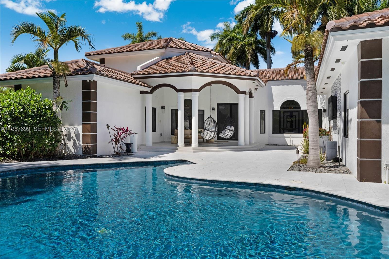 16255 SW 82nd Avenue, Palmetto Bay, FL 33157