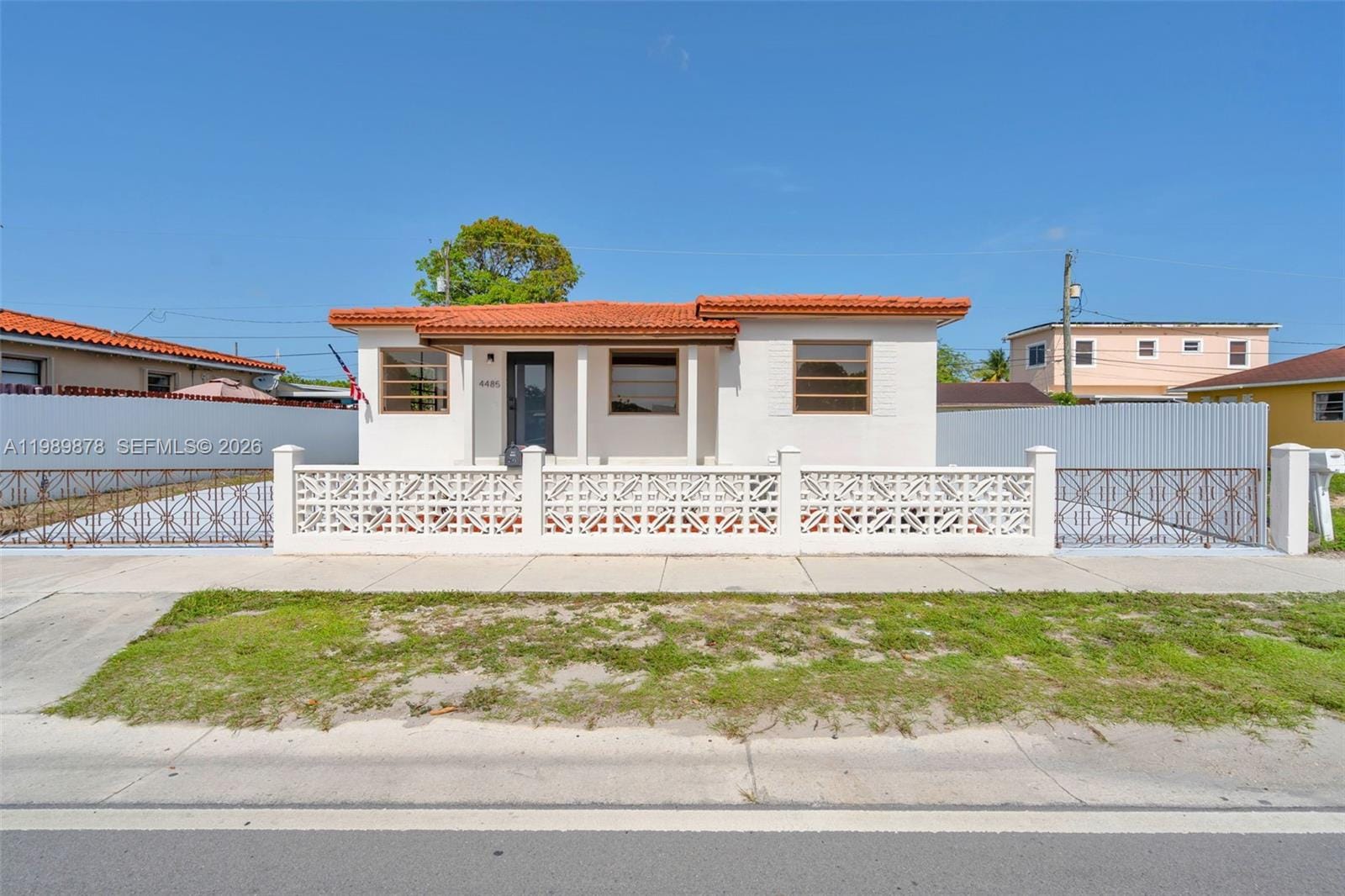 4485 E 8th Avenue, Hialeah, FL 33013 photo 2
