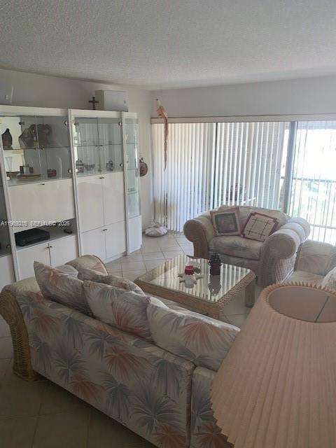 303 Racquet Club Road 206, Weston, FL 33326, Weston