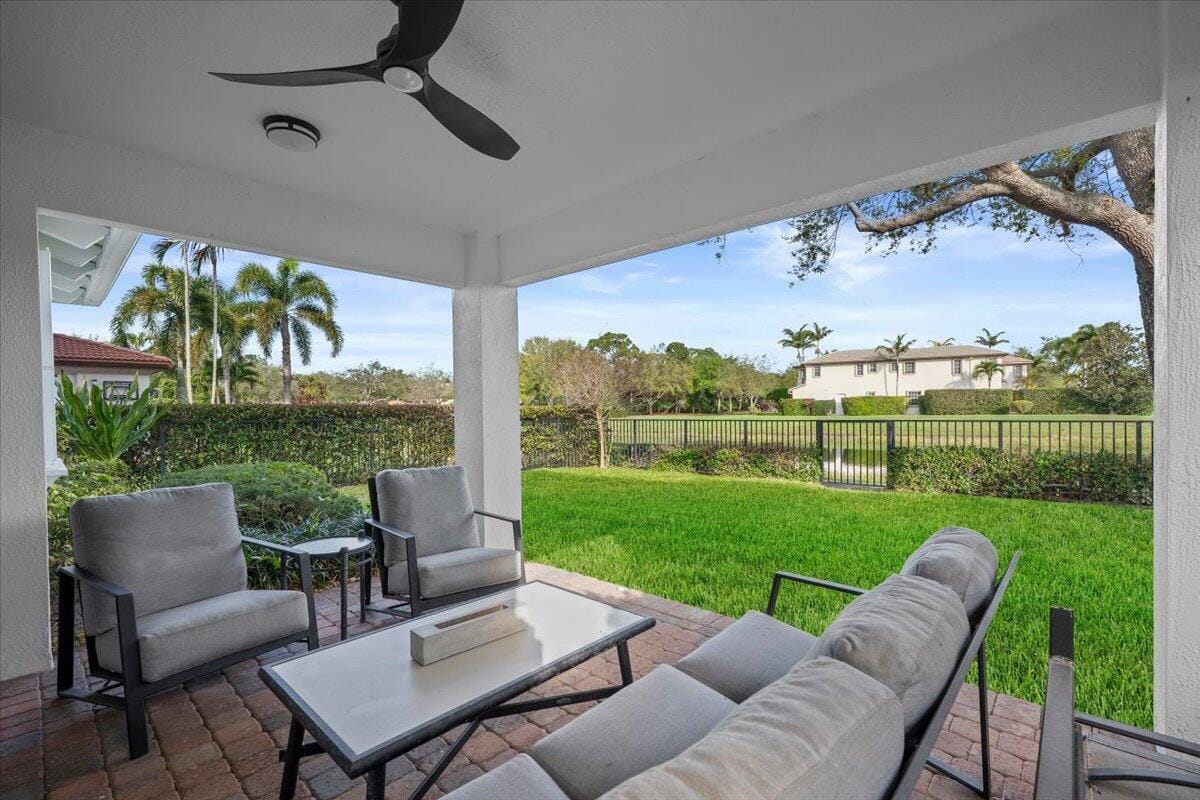 653 Castle Drive, Palm Beach Gardens, FL 33410 photo 29