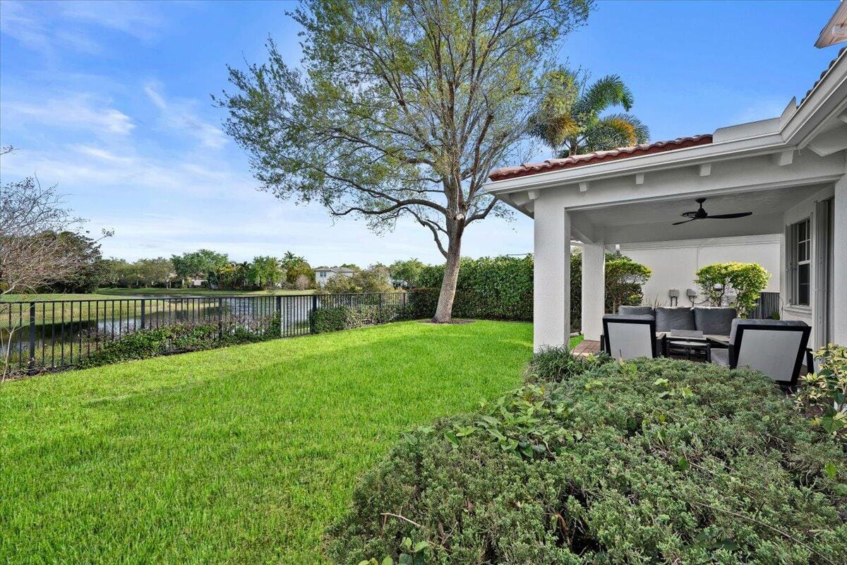 653 Castle Drive, Palm Beach Gardens, FL 33410 photo 30