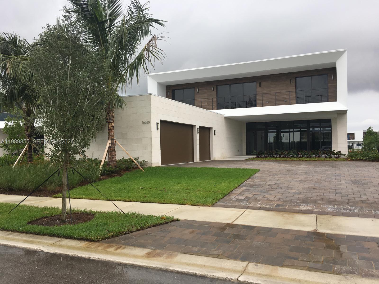 16580 Sunset Way 16580, Weston, FL 33326, Weston
