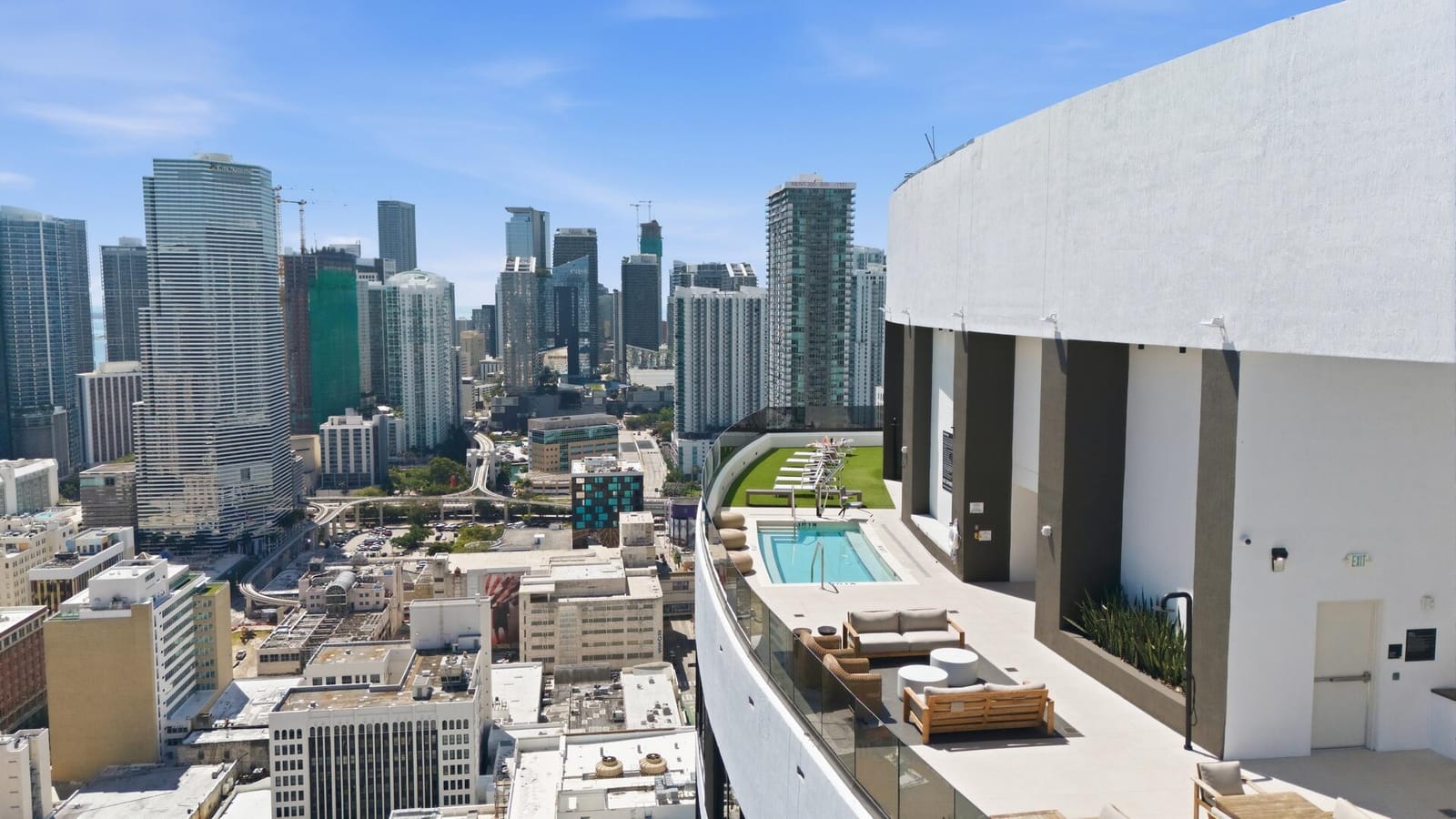225 N Miami Avenue 2002, Miami, FL 33128 photo 19