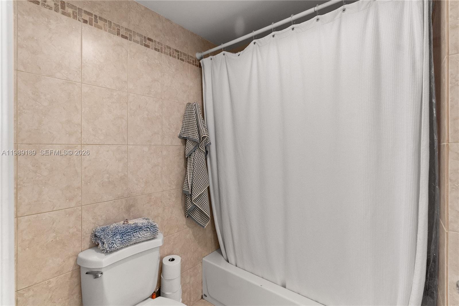 19655 E Country Club Drive 6108, Aventura, FL 33180 photo 26