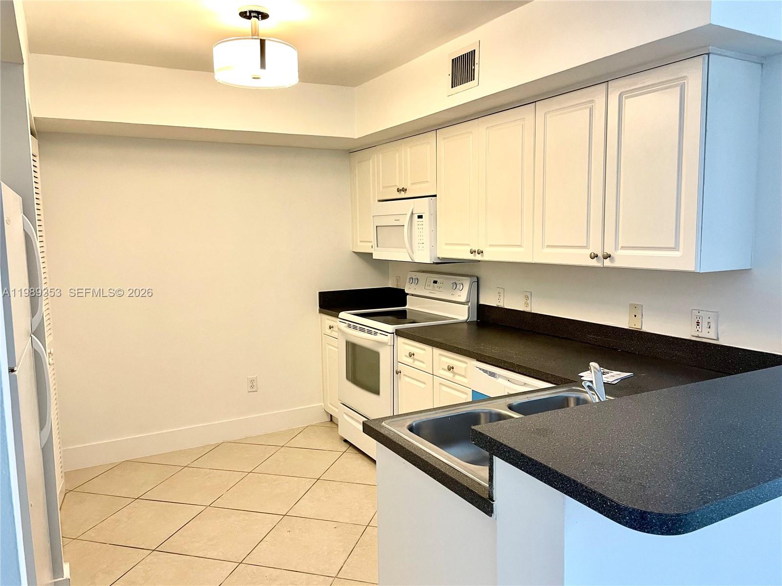 150 NW 96th Avenue 9207, Pembroke Pines, FL 33024, Pembroke Pines