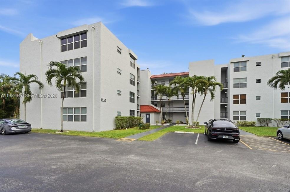 9421 Evergreen Place 103, Davie, FL 33324, Davie