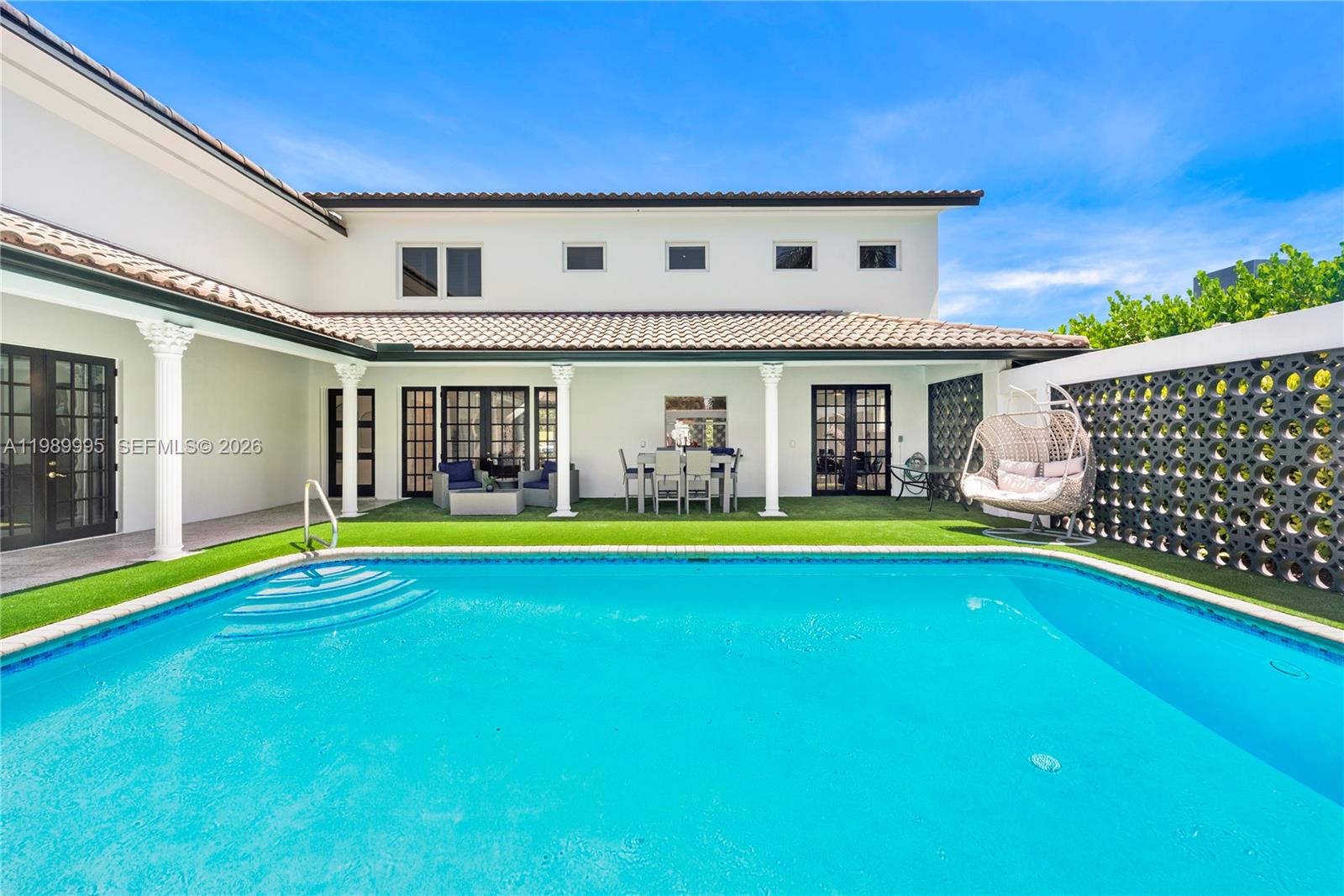472 Sunset Drive, Hallandale Beach, FL 33009, Hallandale Beach