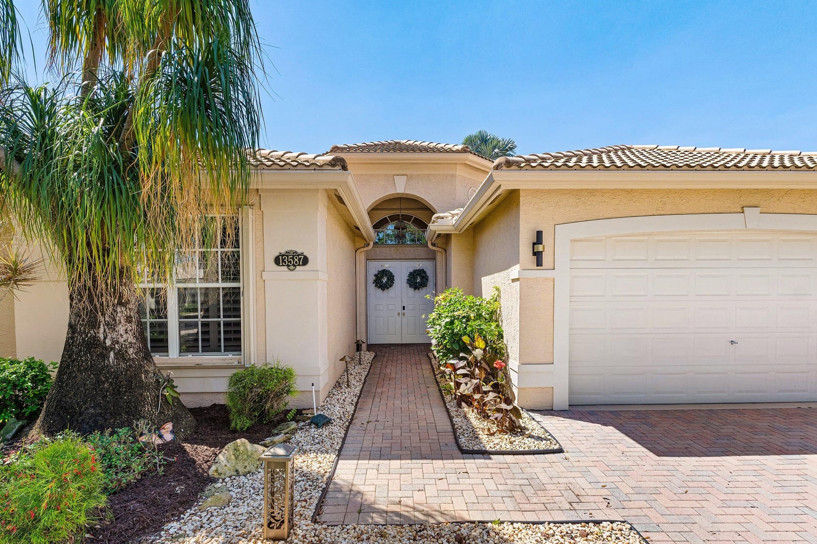 13587 Barcelona Lake Circle — photo 4