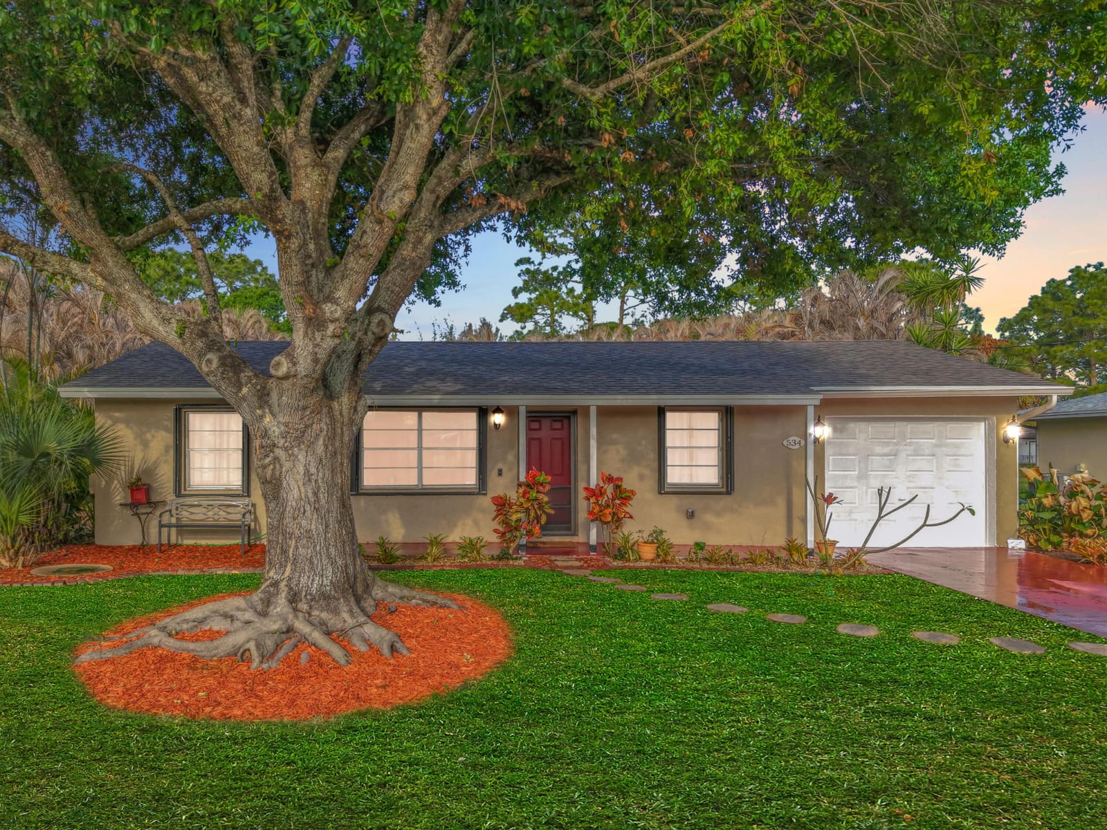 534 NW Kingston Street, Port St. Lucie, FL 34983