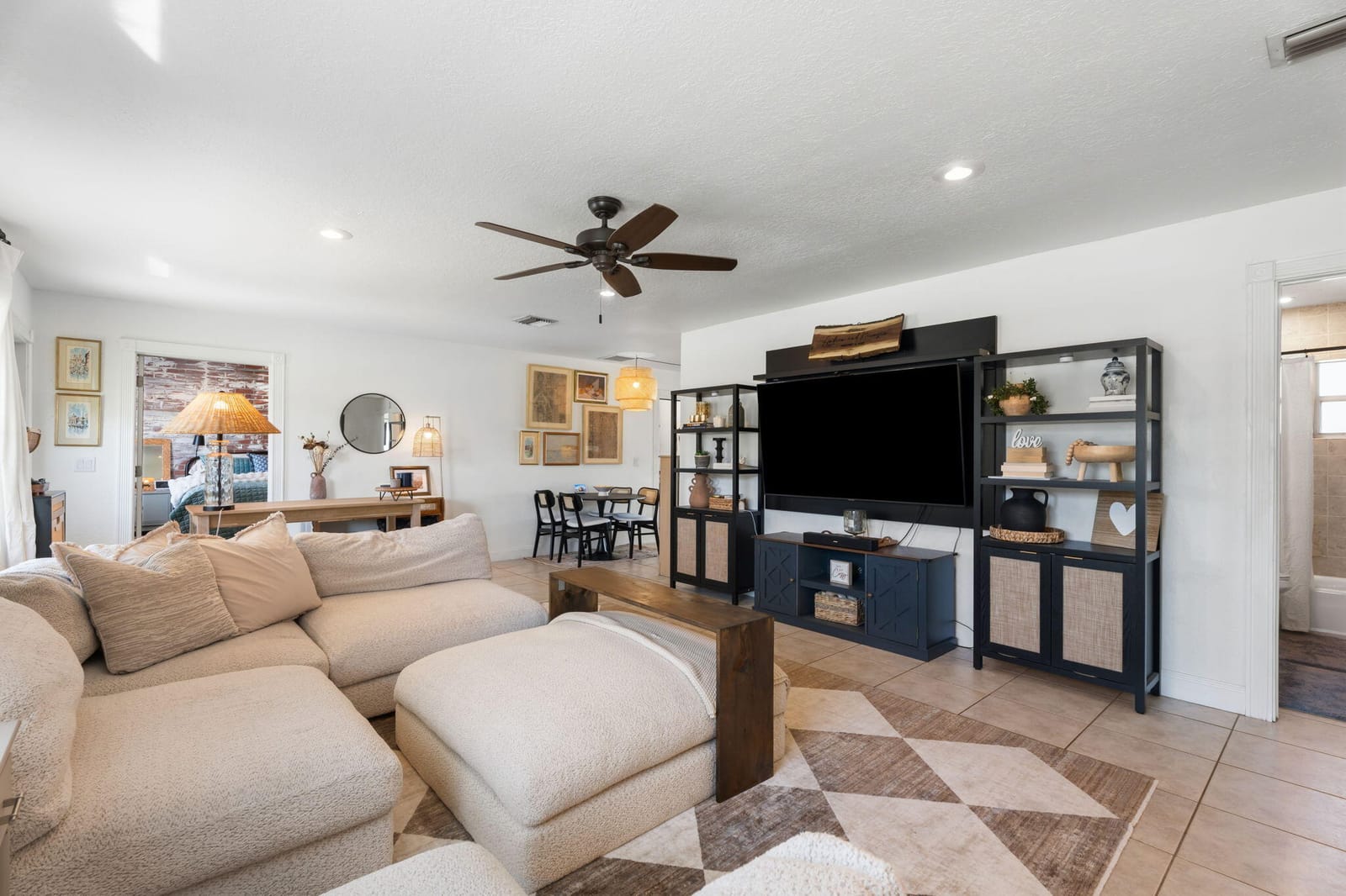 1207 Sioux Street — photo 3