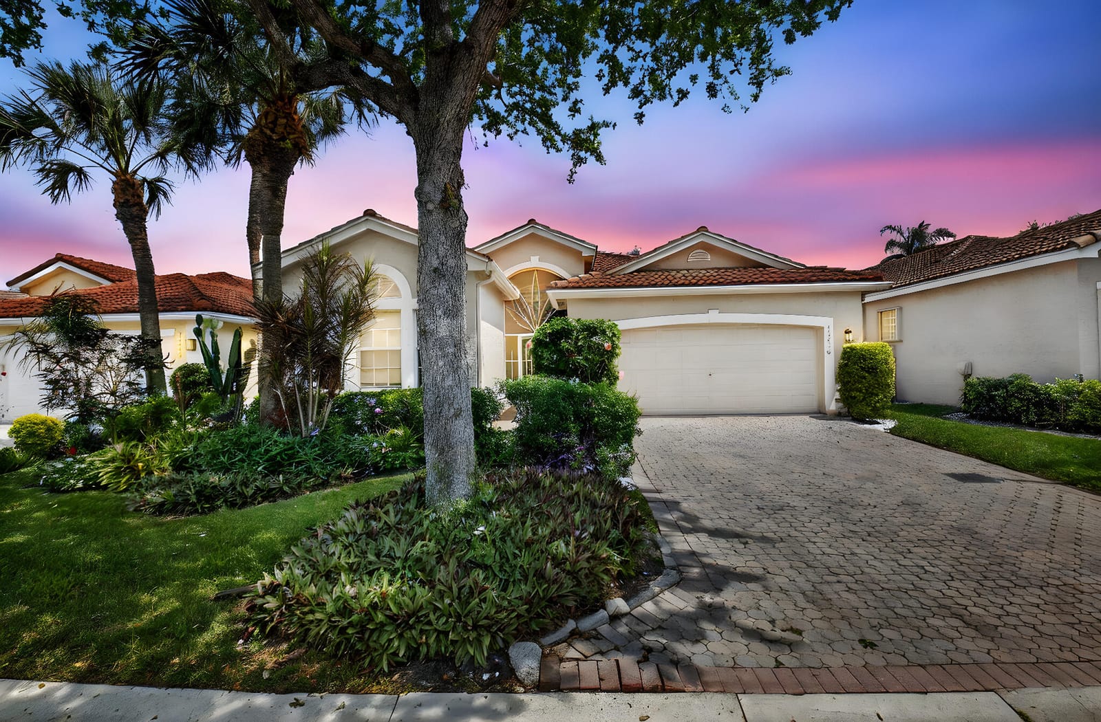 13738 Plaza Mayor Drive, Delray Beach, FL 33446