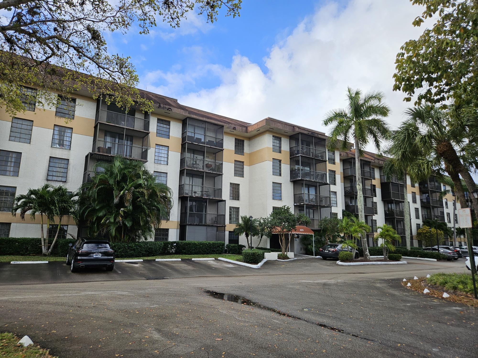 5570 NW 44th Street NW 107a, Lauderhill, FL 33319, Lauderhill