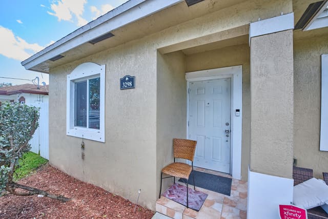3298 NW 49th Street, sold in Seminole Lawn, Miami, FL