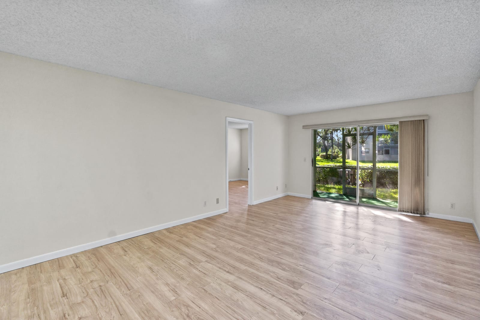 1251 SW 125th Avenue 105t, Pembroke Pines, FL 33027 photo 16