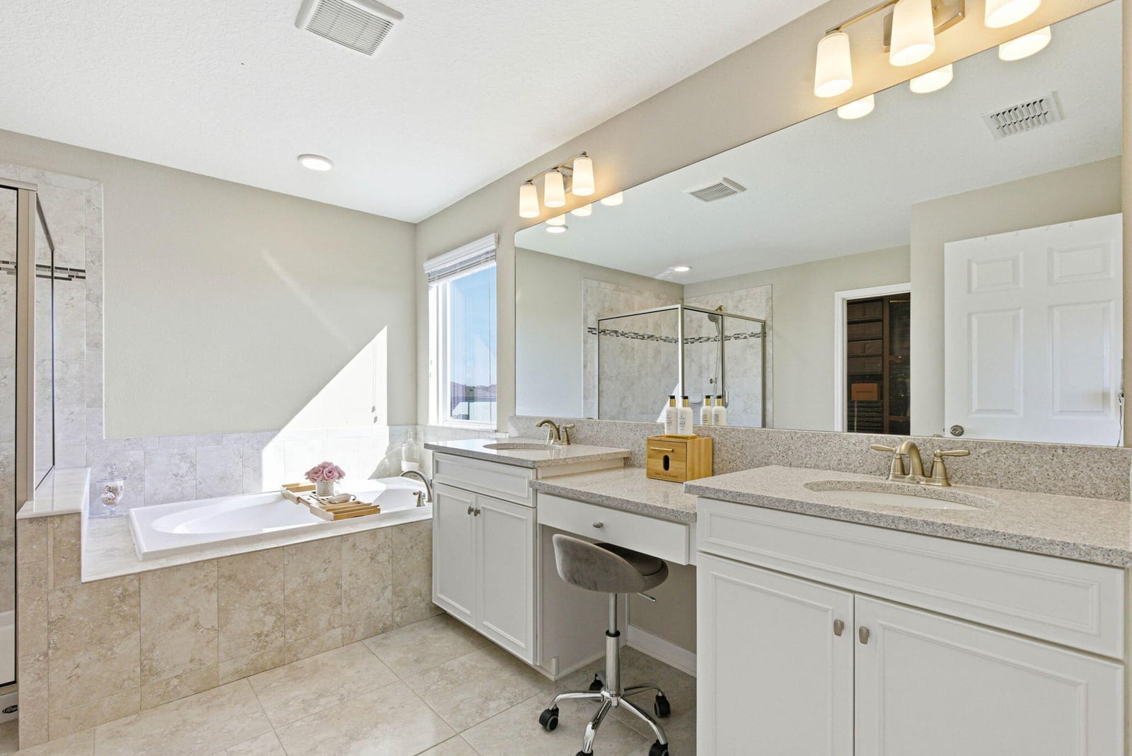 9522 Seagrass Port Pass, Wesley Chapel, FL 33545 photo 23