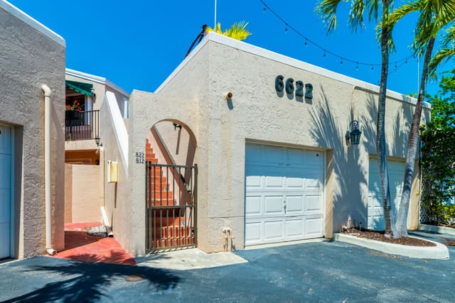 6622 Villa Sonrisa Drive 812, sold in Villa Sonrisa Condo, Boca Raton, FL