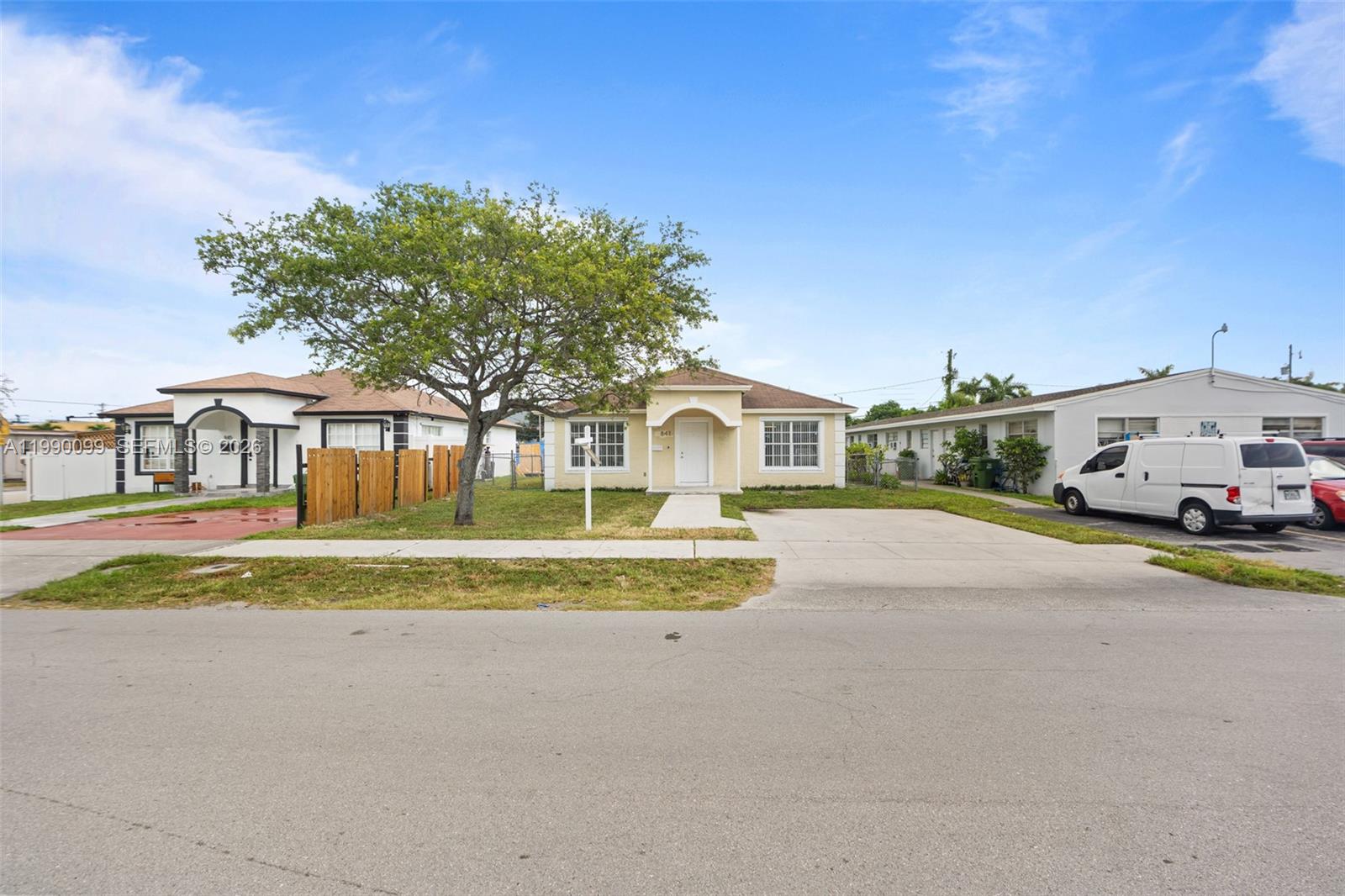 841 NW 10th Street, Hallandale Beach, FL 33009, Hallandale Beach