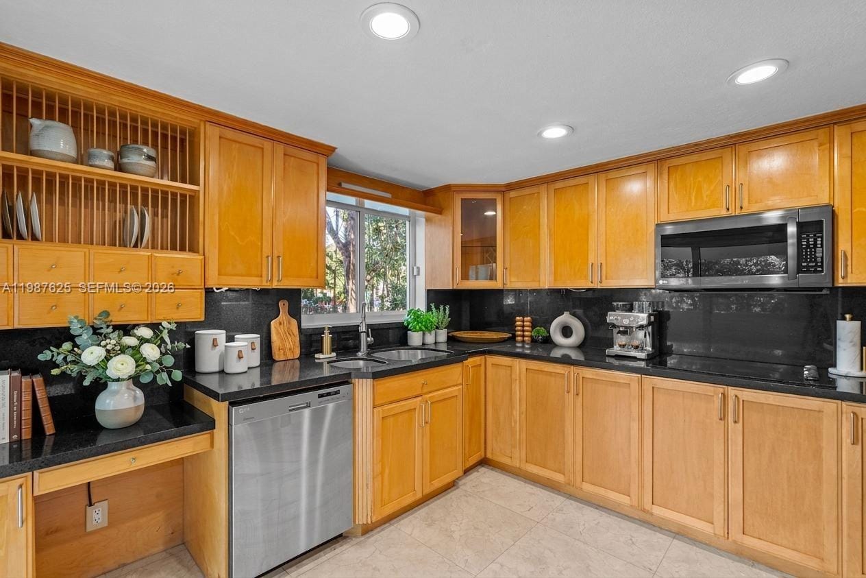 4000 Alhambra Circle, Coral Gables, FL 33146 photo 13