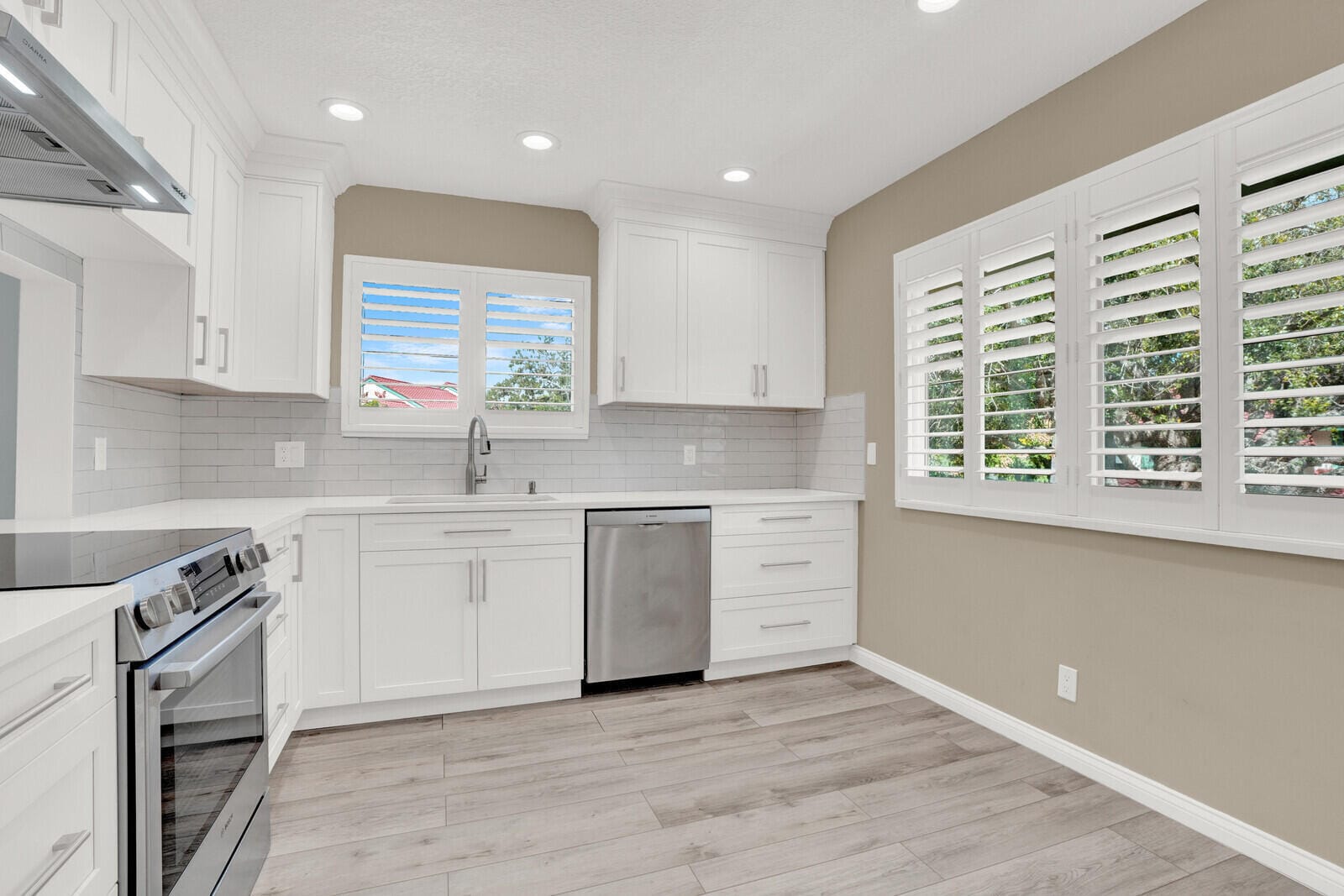 9 Lexington Lane E H, Palm Beach Gardens, FL 33418 photo 13
