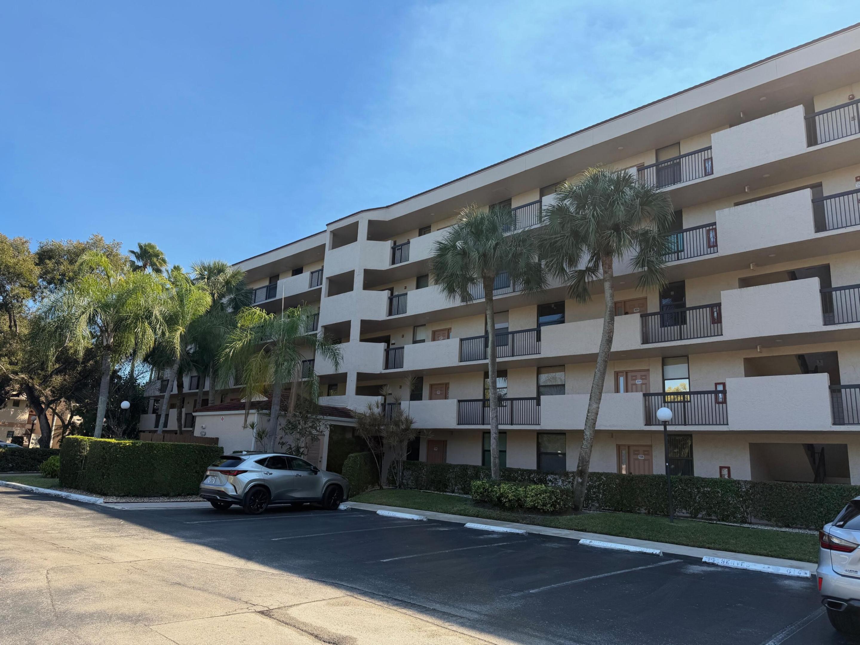 2766 S Carambola Cir Circle S 504, Coconut Creek, FL 33066, Coconut Creek