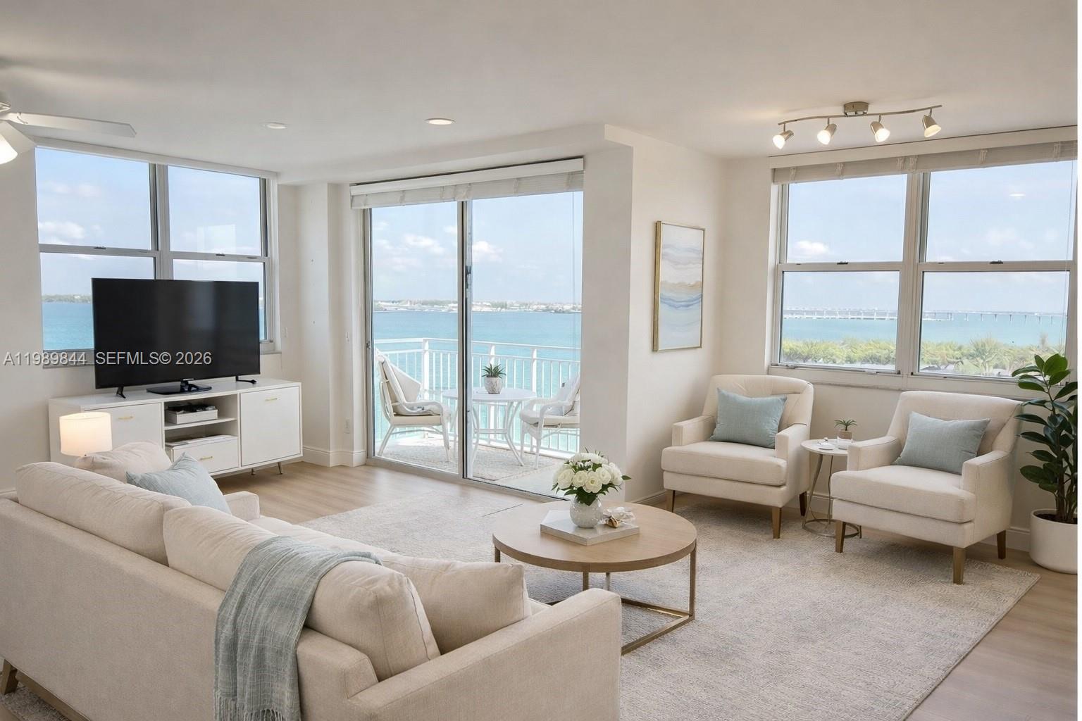 770 Claughton Island Drive 1216, Miami, FL 33131, Miami