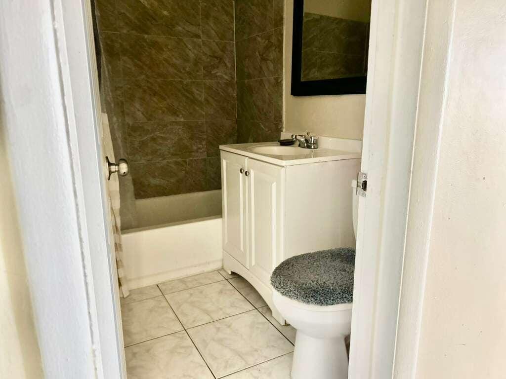 51 Davis Road, Palm Springs, FL 33461 photo 15