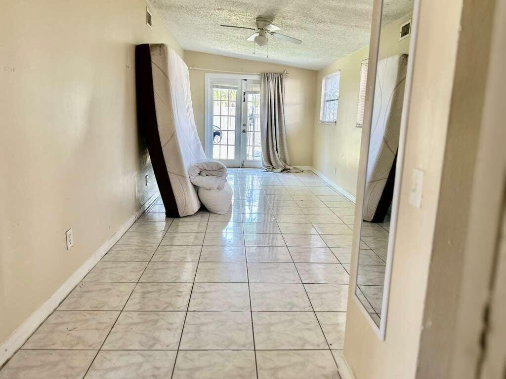 51 Davis Road, Palm Springs, FL 33461 photo 8