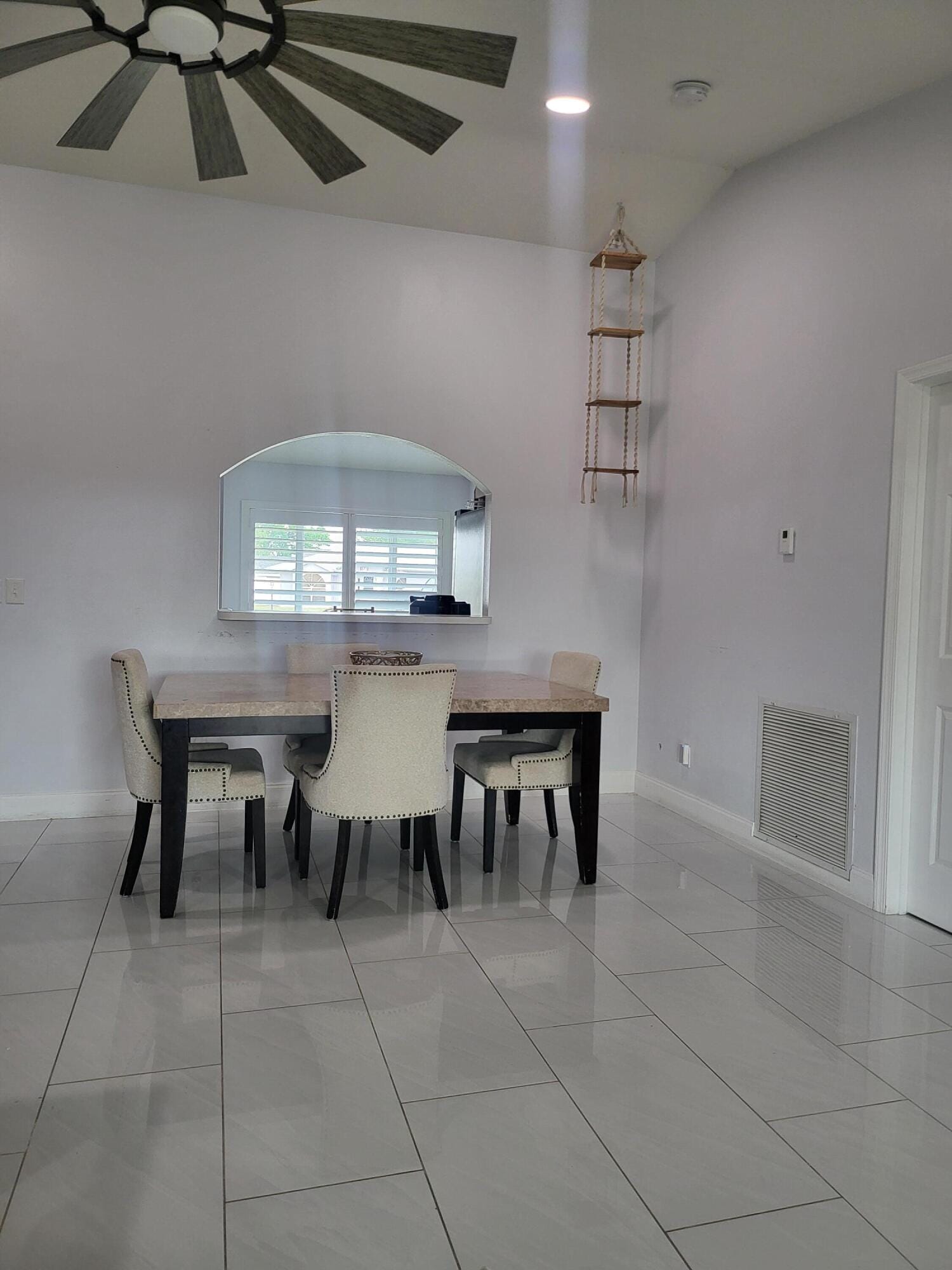 272 SW Crescent Avenue — photo 9