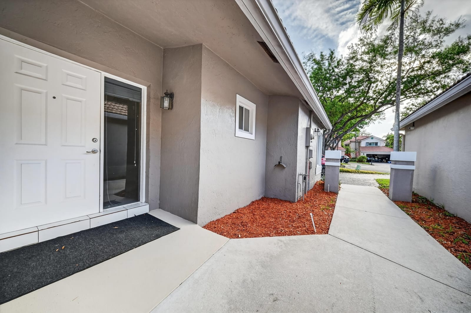 10160 NW 3rd Court, Plantation, FL 33324 photo 2