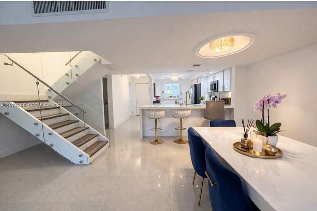 2308 NE 7th Street 29, Hallandale Beach, FL 33009