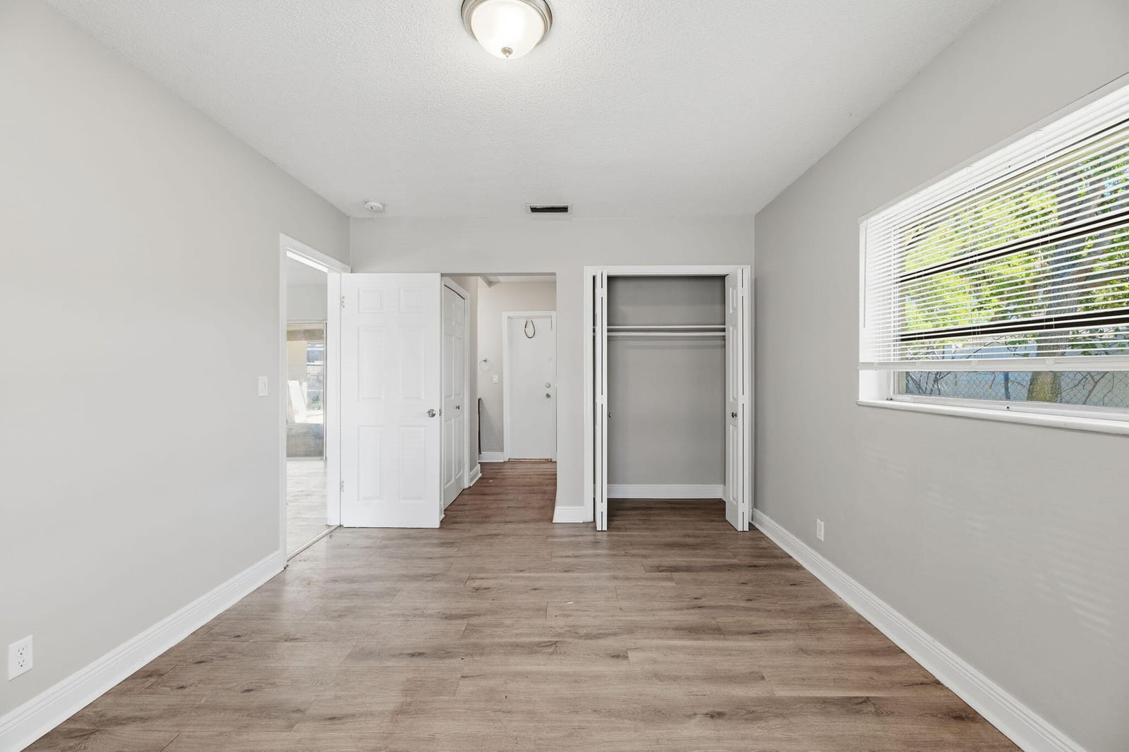 8-10 NE 9th Avenue, Deerfield Beach, FL 33441 photo 12