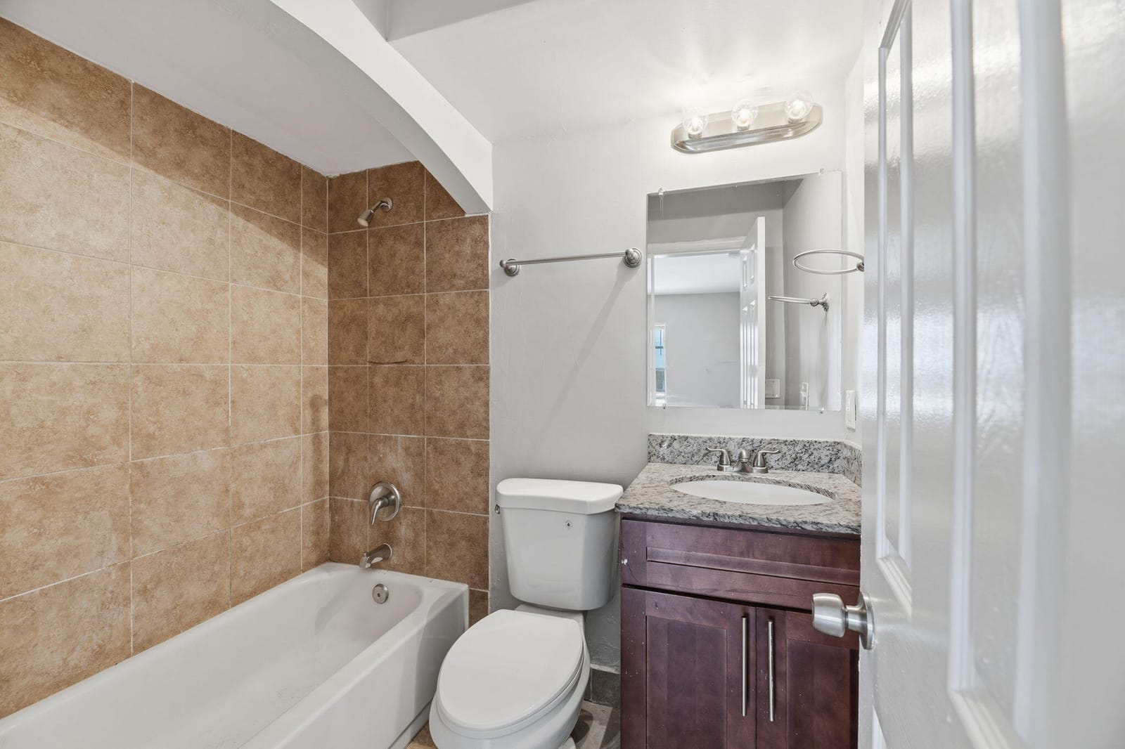 8-10 NE 9th Avenue, Deerfield Beach, FL 33441 photo 23
