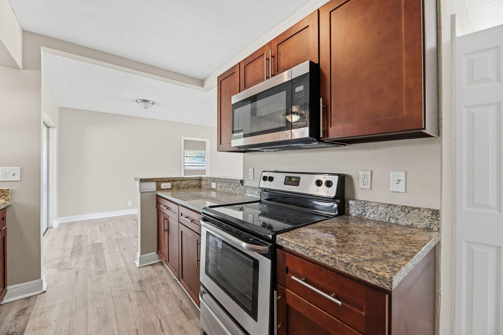 8-10 NE 9th Avenue, Deerfield Beach, FL 33441 photo 9