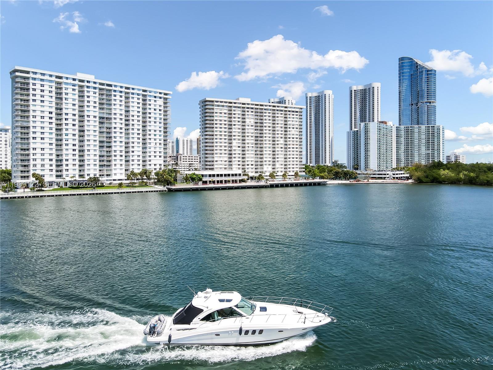 300 Bayview Drive 307, Sunny Isles Beach, FL 33160, Sunny Isles Beach