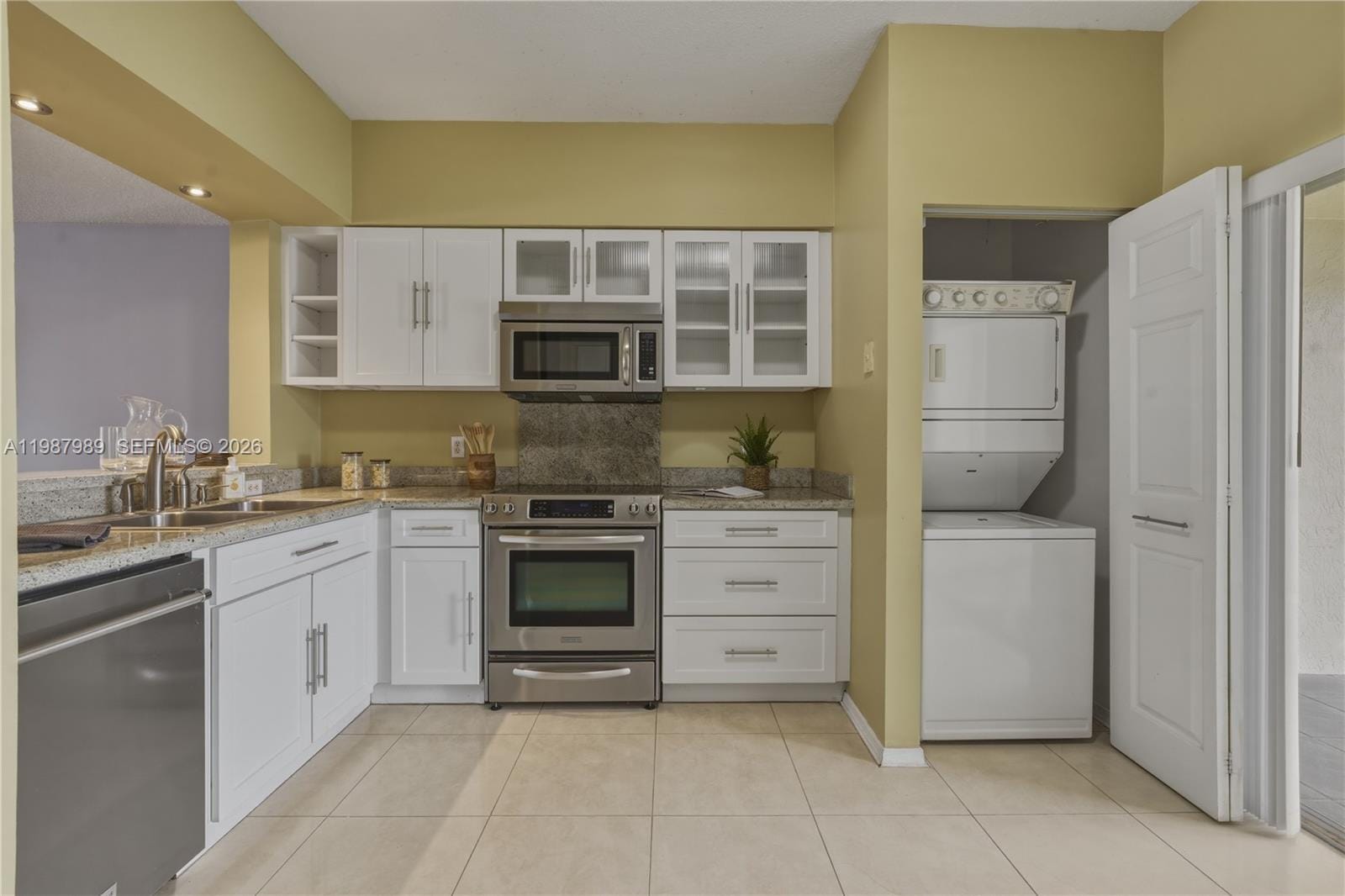 16635 Hemingway Drive, Weston, FL 33326 photo 11