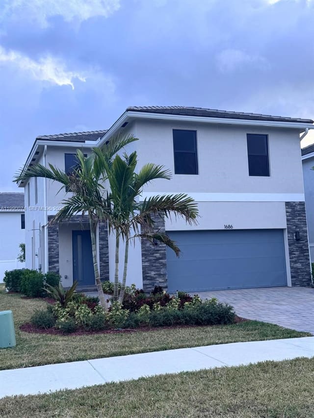 1686 SE 6th Street, Homestead, FL 33033