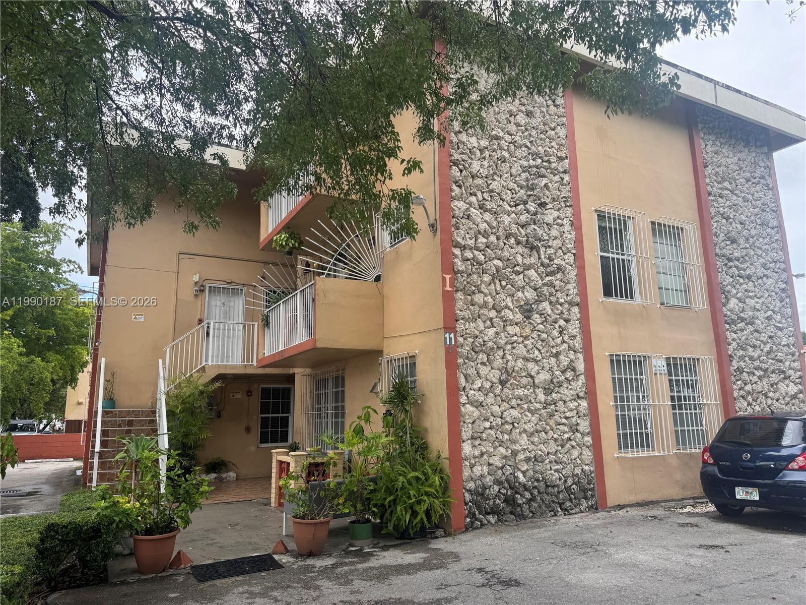 11 SW 32nd Avenue 4, Miami, FL 33135, Miami