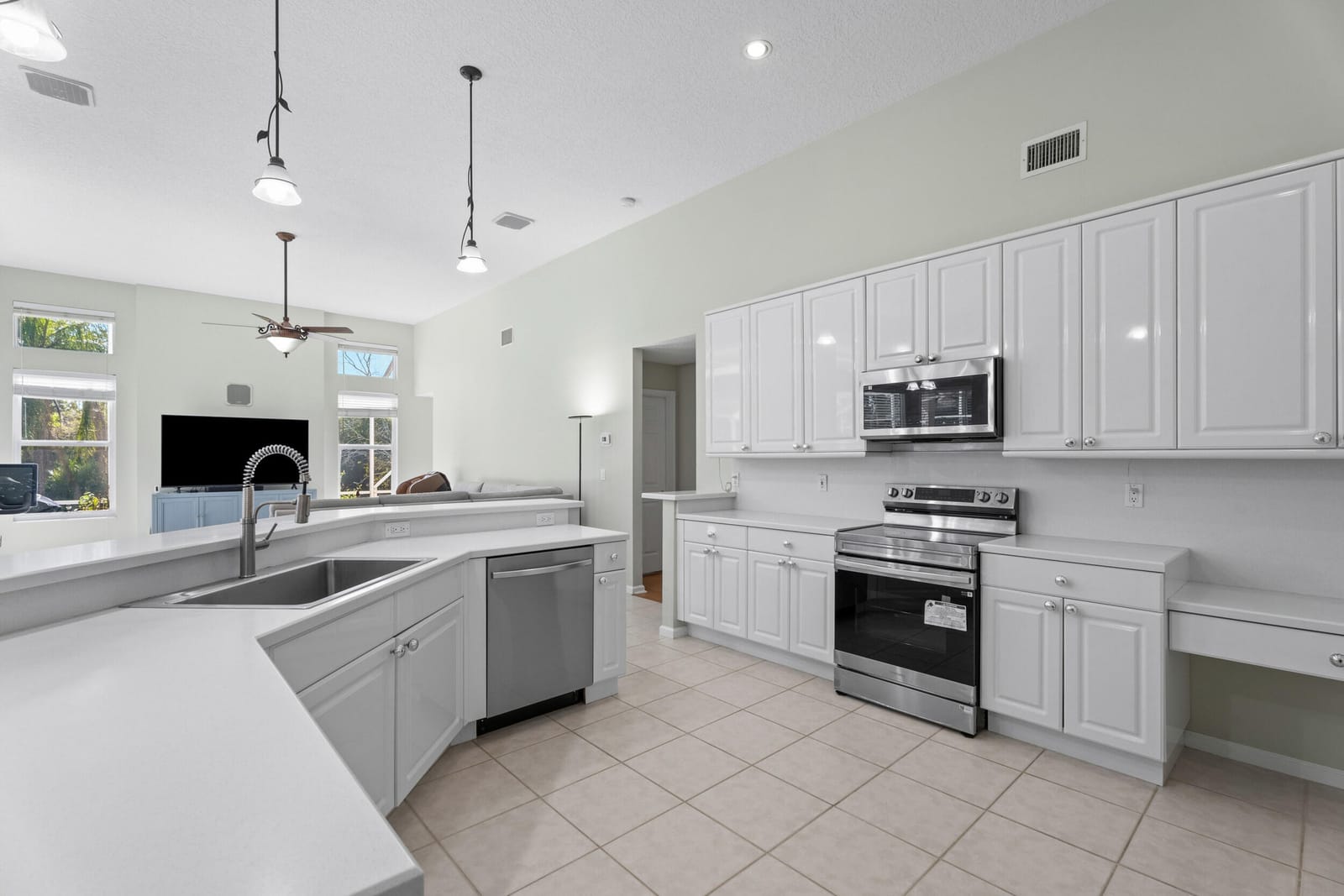 5180 SW Hammock Creek Drive — photo 10