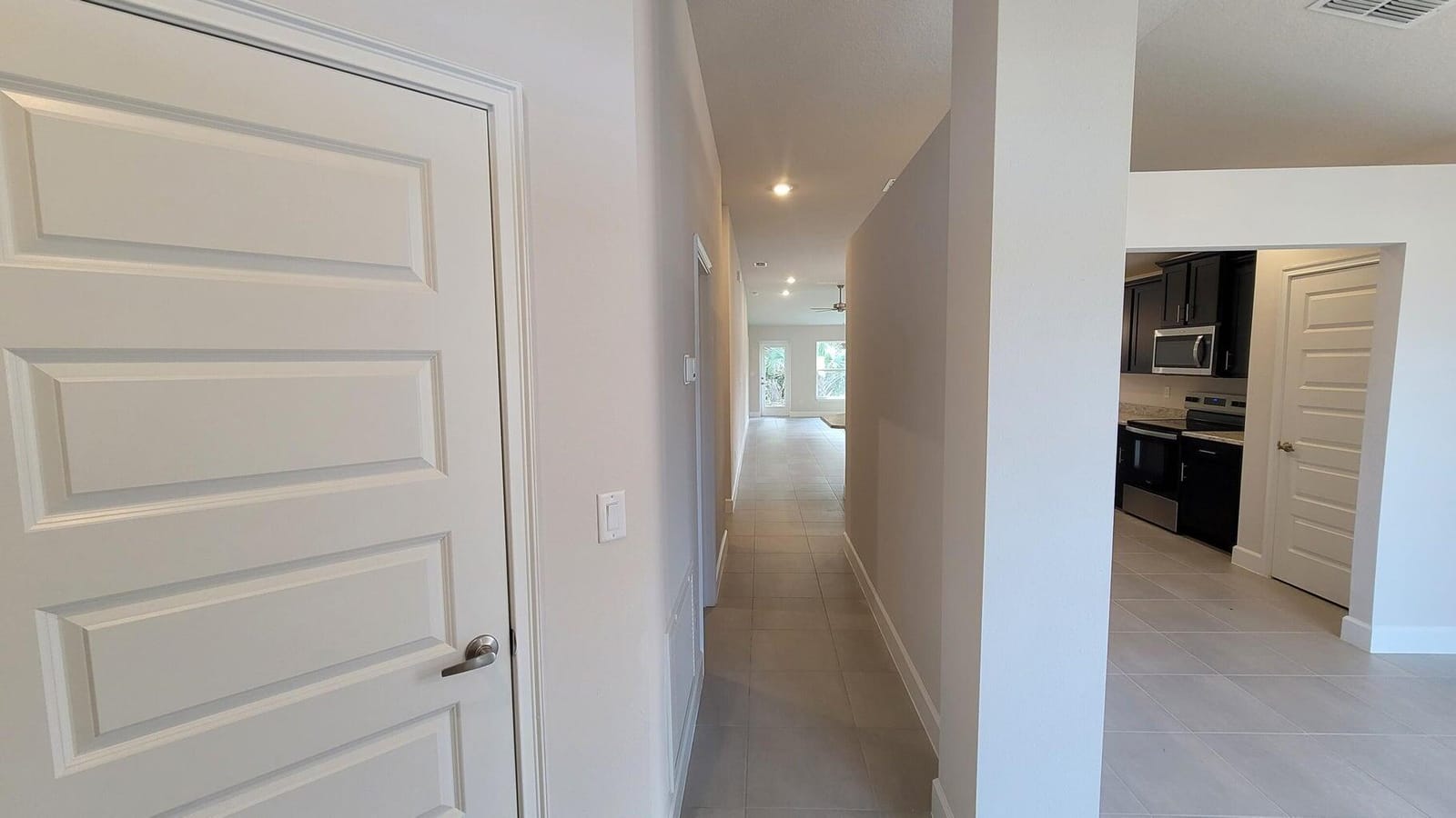 8802 Waterstone Boulevard — photo 2