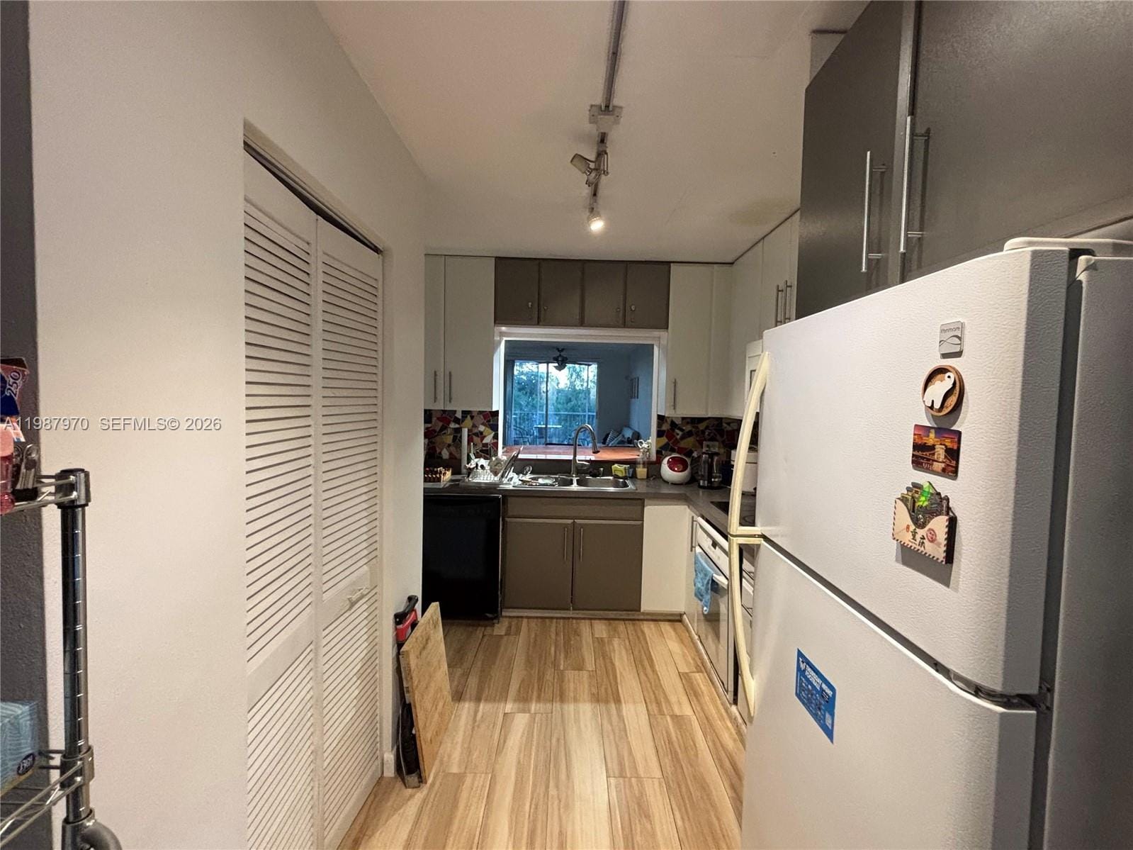 3660 NE 166th Street 415, North Miami Beach, FL 33160 photo 10