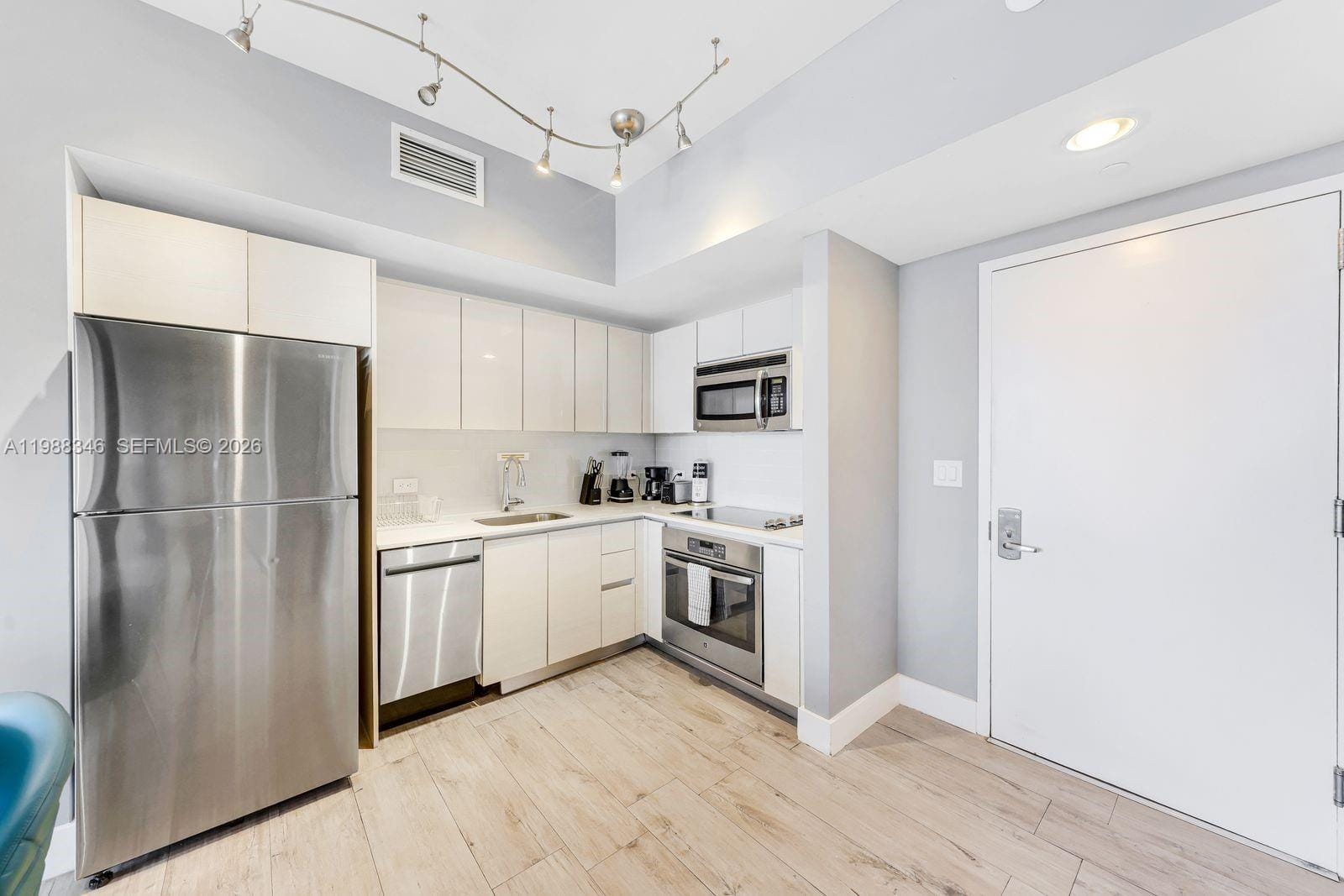 2600 E Hallandale Beach Boulevard T3103, Hallandale Beach, FL 33009 photo 18