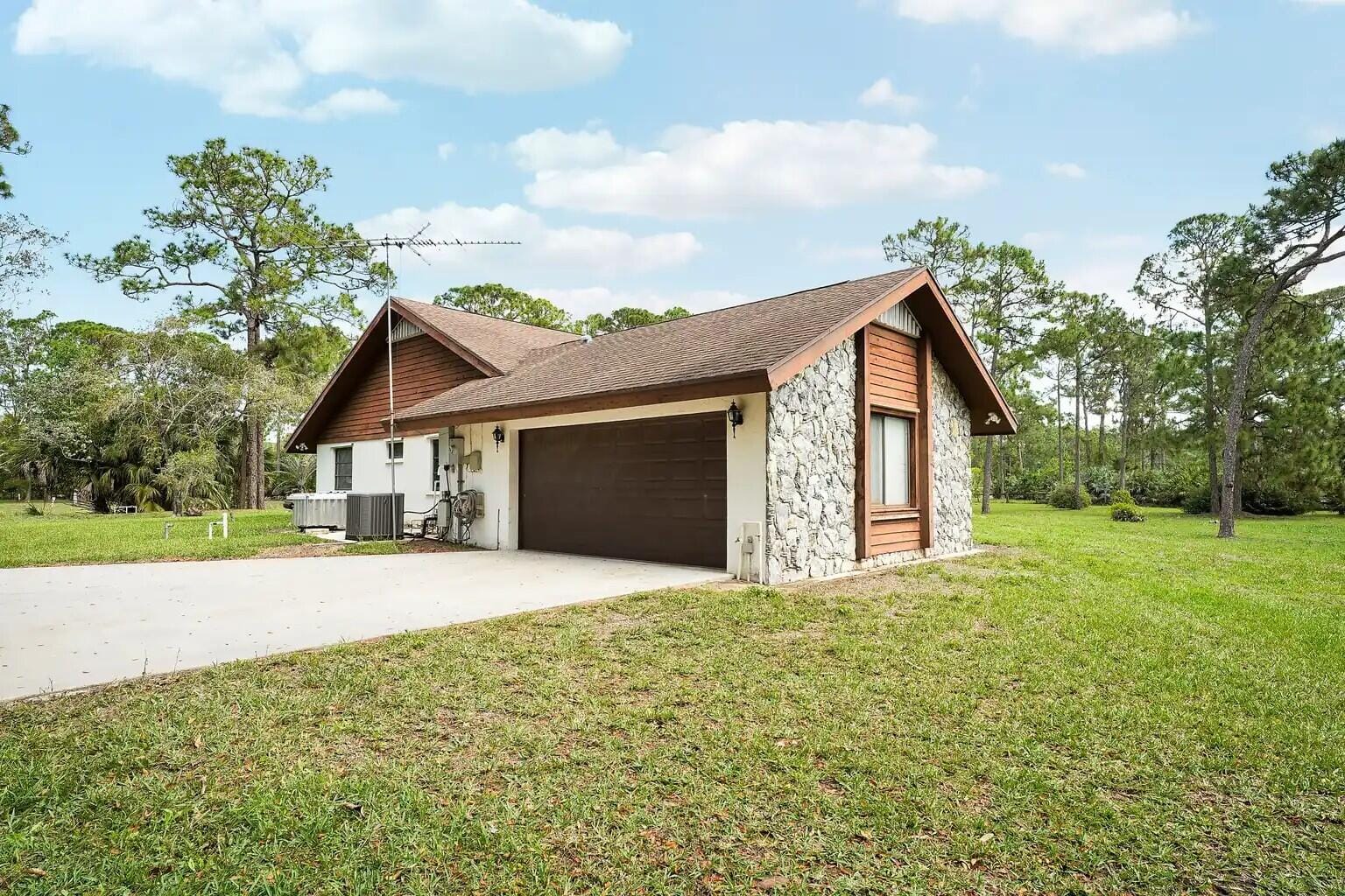 12771 Mallard Creek Drive — photo 3