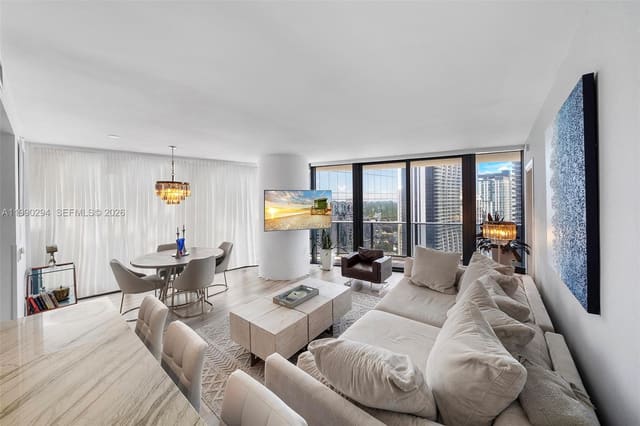 801 S Miami Avenue 3504, Miami, FL 33130
