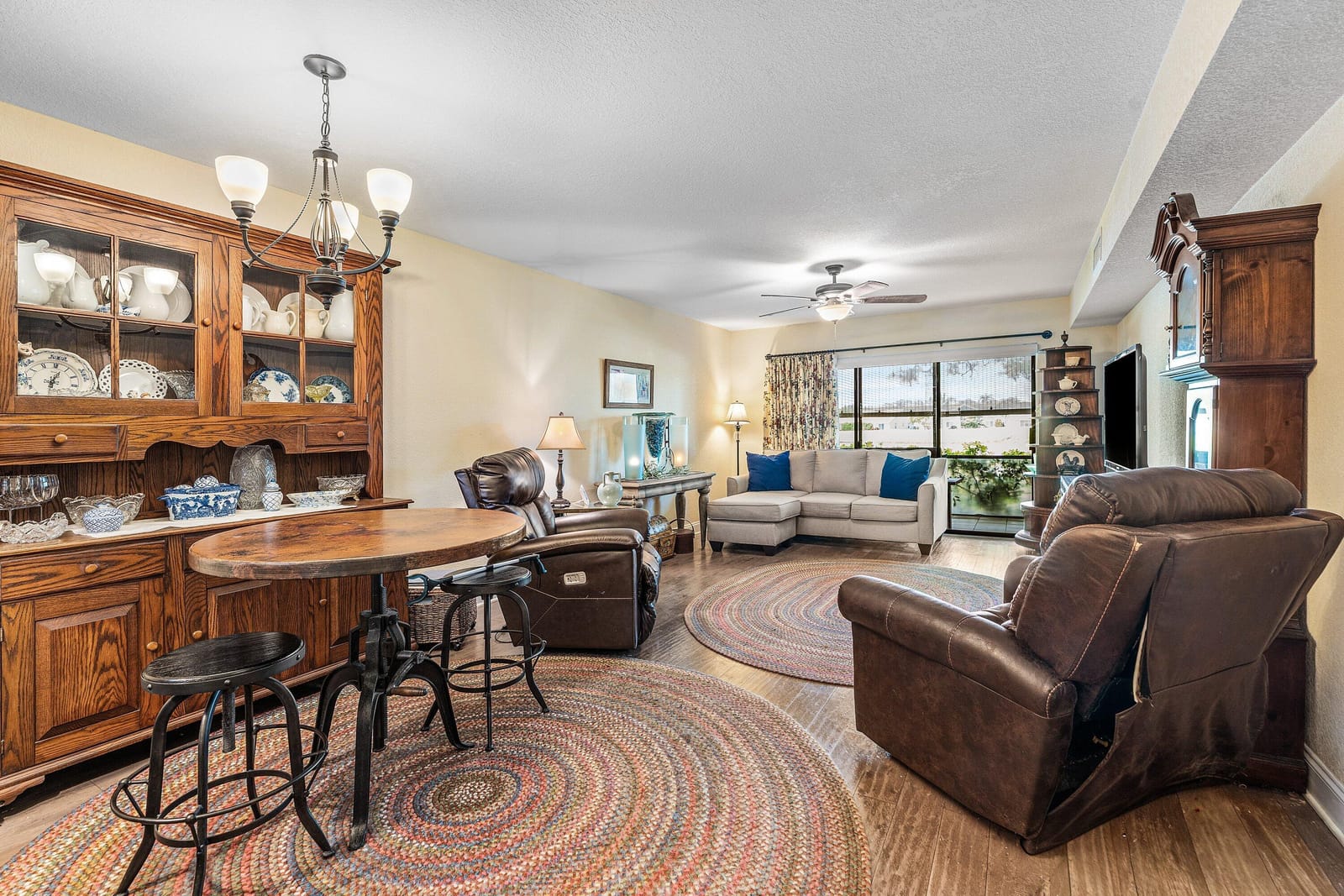 1111 Keystone Drive B — photo 12
