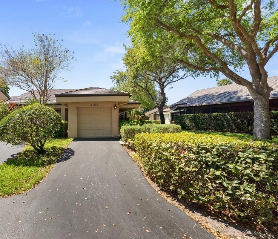 9272 Chelsea Drive S, Plantation, FL 33324 photo 2