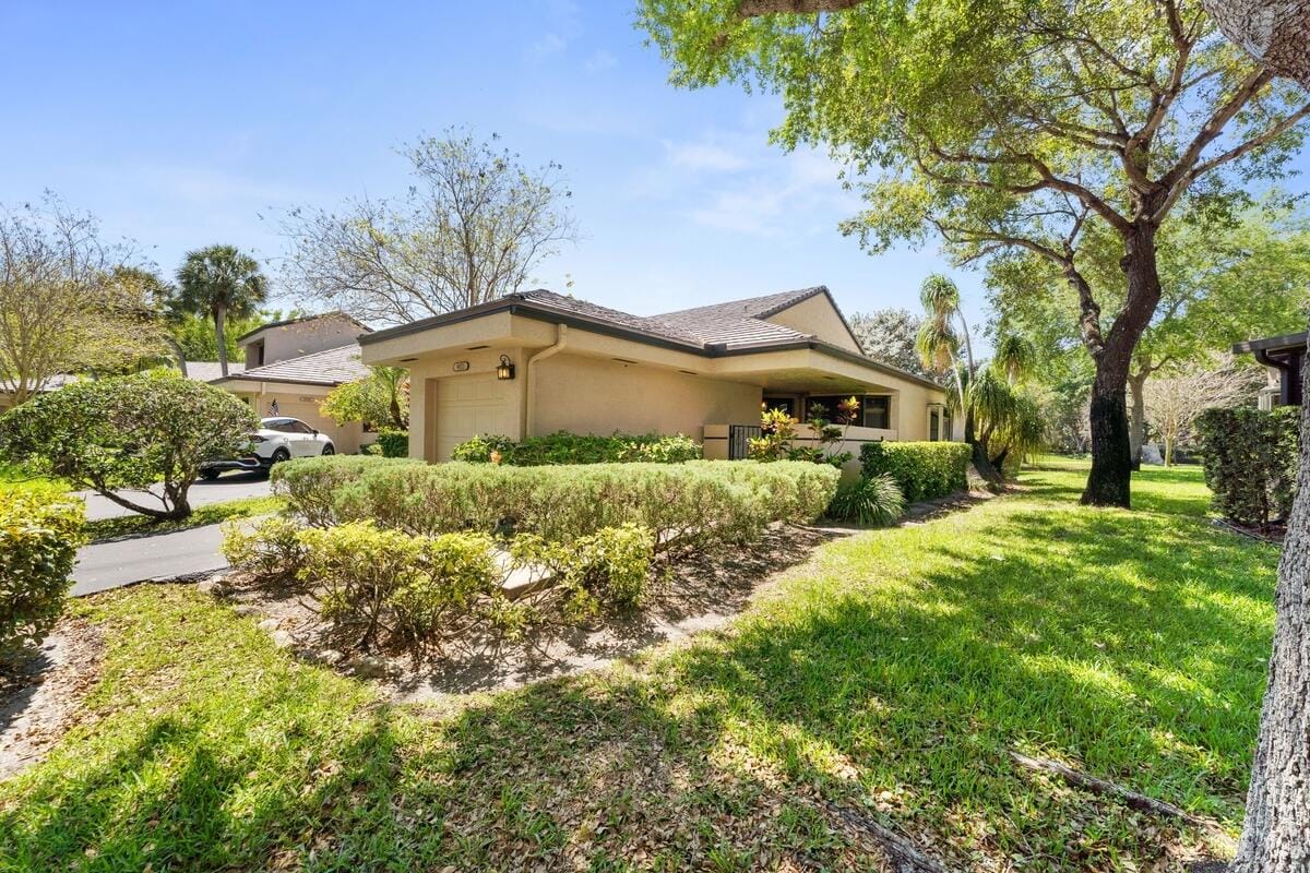 9272 Chelsea Drive S, Plantation, FL 33324 photo 23