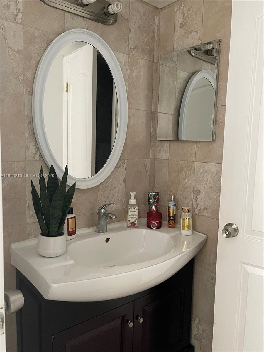 6820 Indian Creek Drive 3B, Miami Beach, FL 33141 photo 19