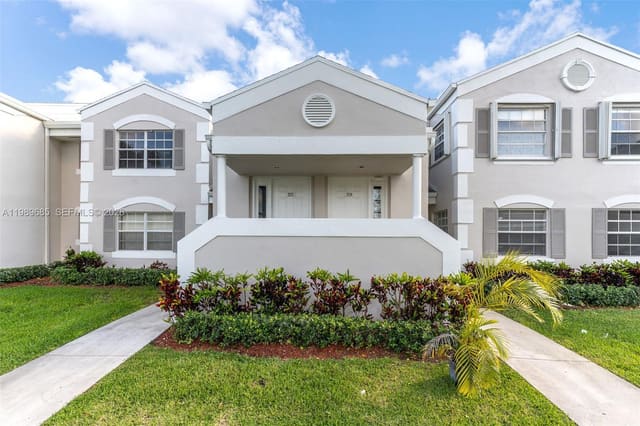 2274 SE 27th Drive 205-F, Homestead, FL 33035