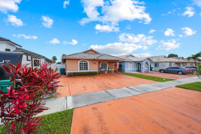9778 NW 128th Lane, sold in Golden Eagle Estates Sec, Hialeah Gardens, FL