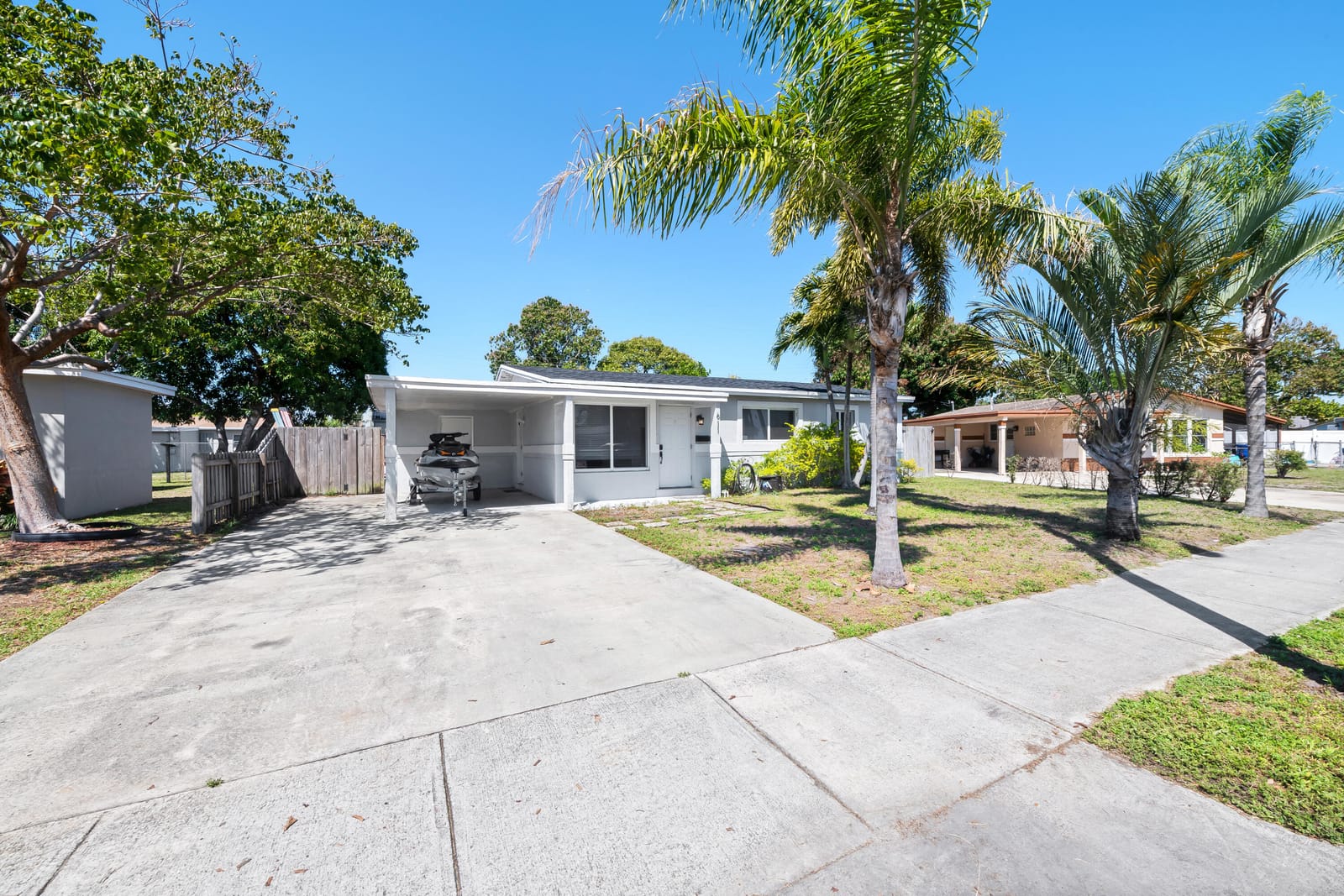 611 NW 18th Court, Pompano Beach, FL 33060 photo 2
